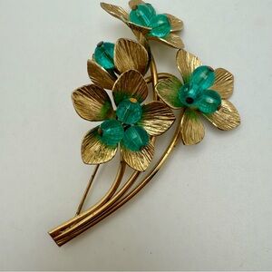 Vintage Gold Tone Green Bead Floral Brooch Pin